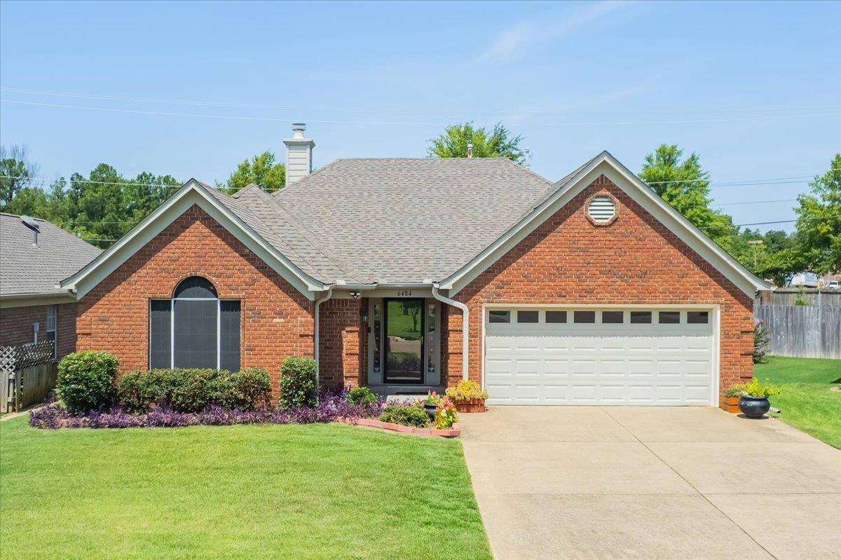N Gillia Cl, Memphis, TN 38135