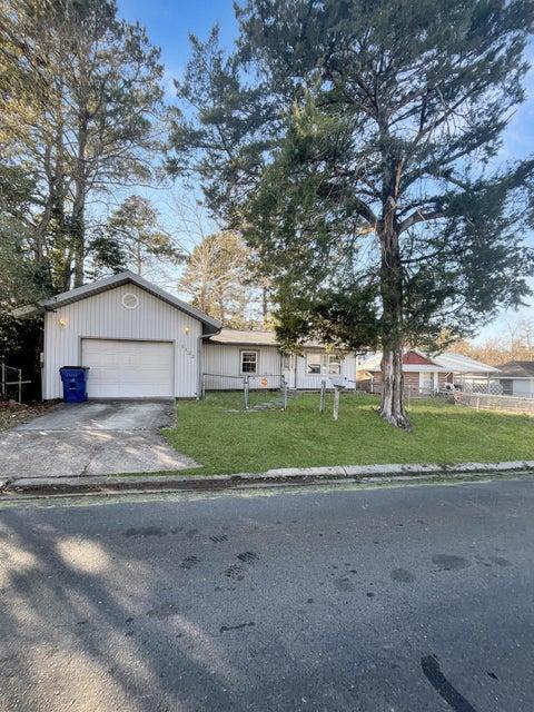 Anderson Dr, Leesville, LA 71446