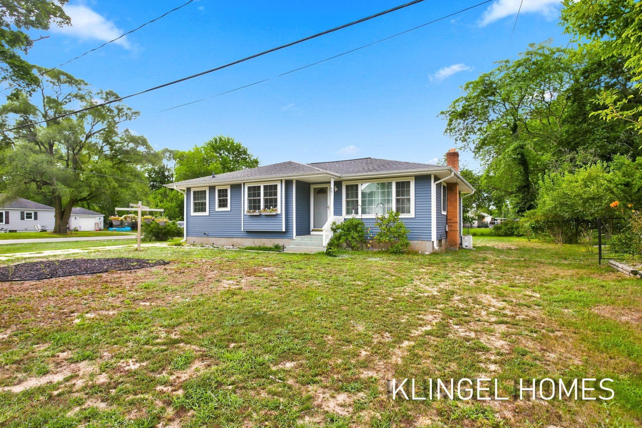 W Hile Rd, Norton Shores, MI 49441