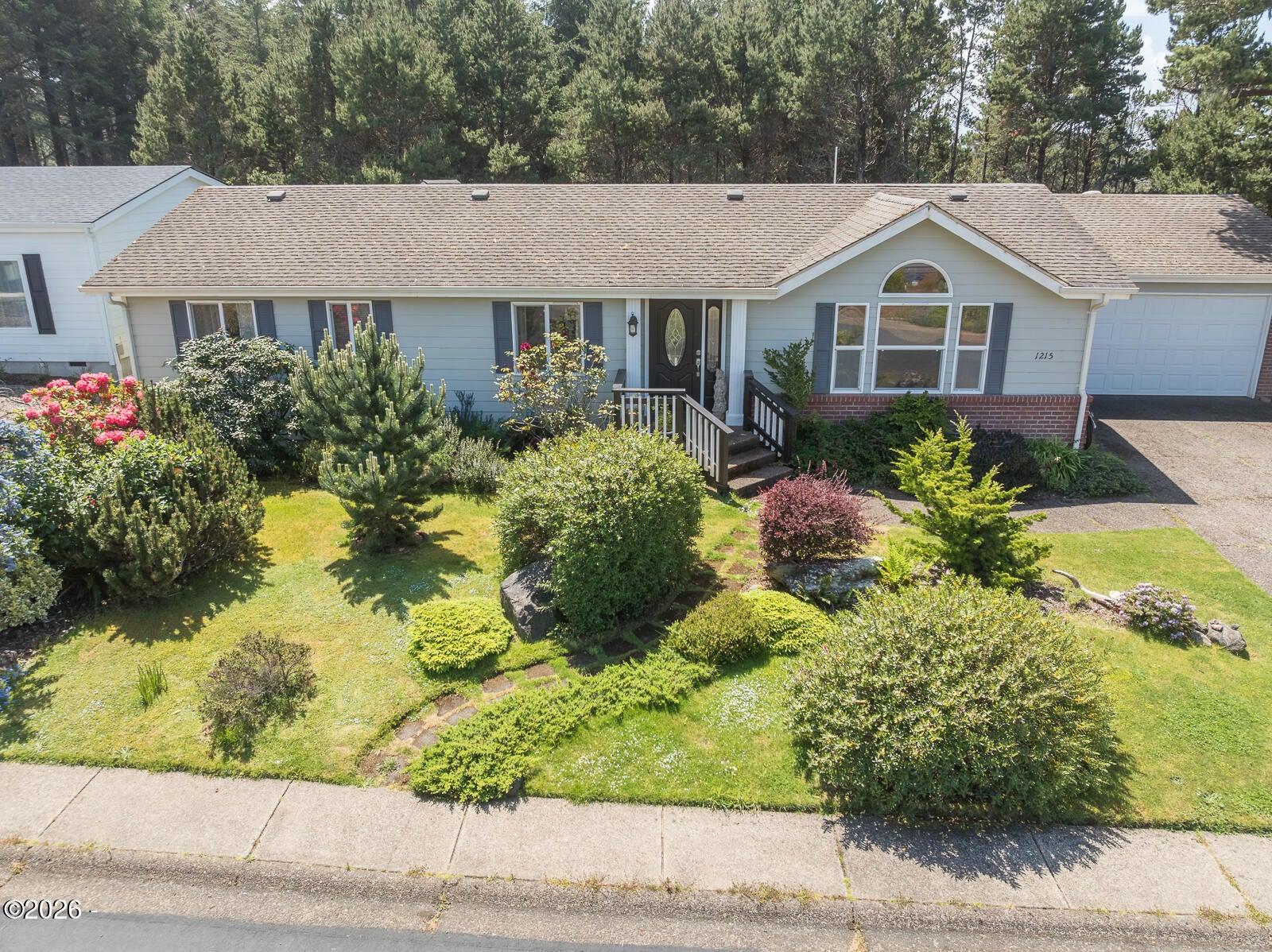 Sw Ocean Hills Dr, Waldport, OR 97394