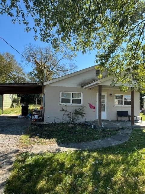 Poplar St, Pikeville, TN 37367