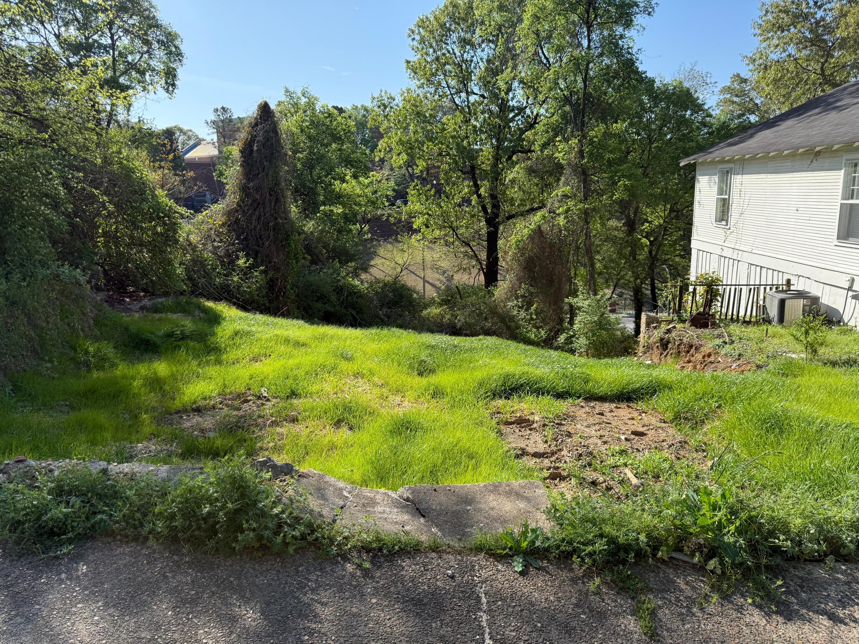 Baker St, Chattanooga, TN 37405