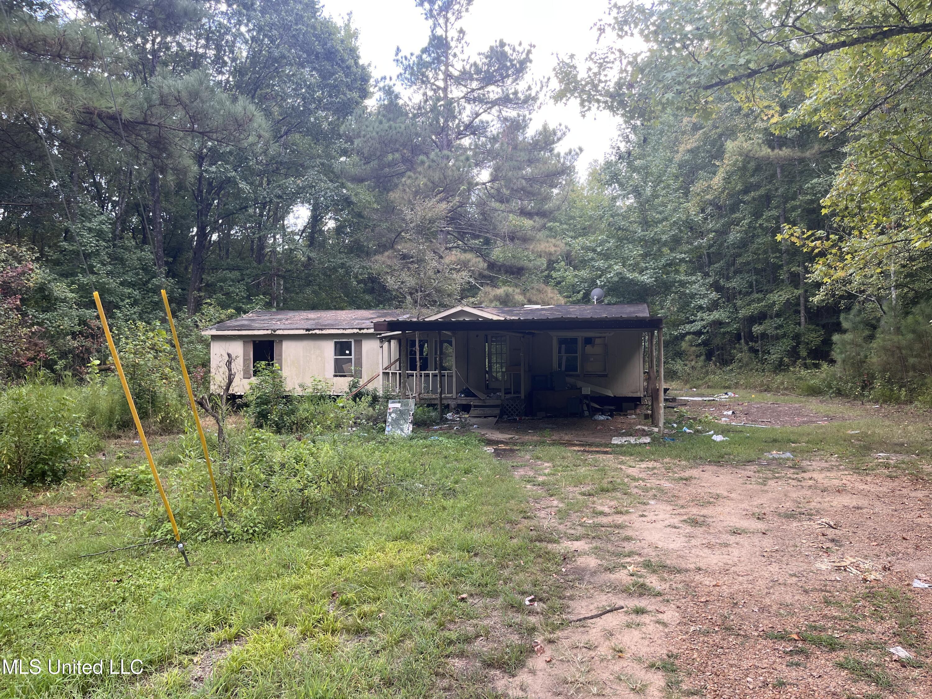 Rd, Red Banks, MS 38661