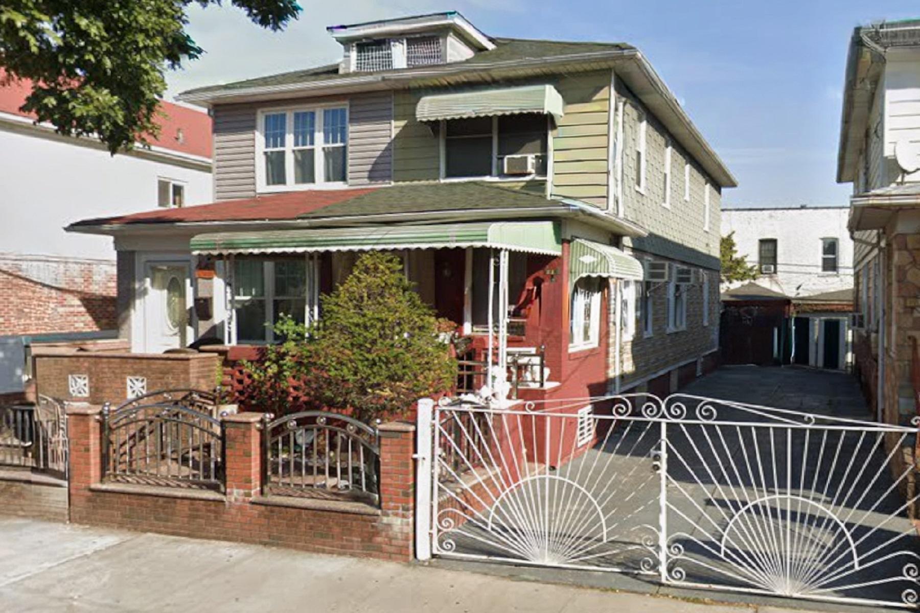 E 49th St, Brooklyn, NY 11203