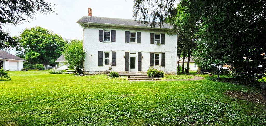 E Sycamore St, Louisa, KY 41230
