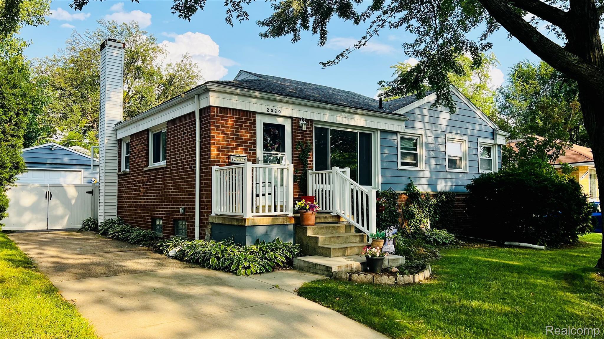 Barstow Rd, Lansing, MI 48906