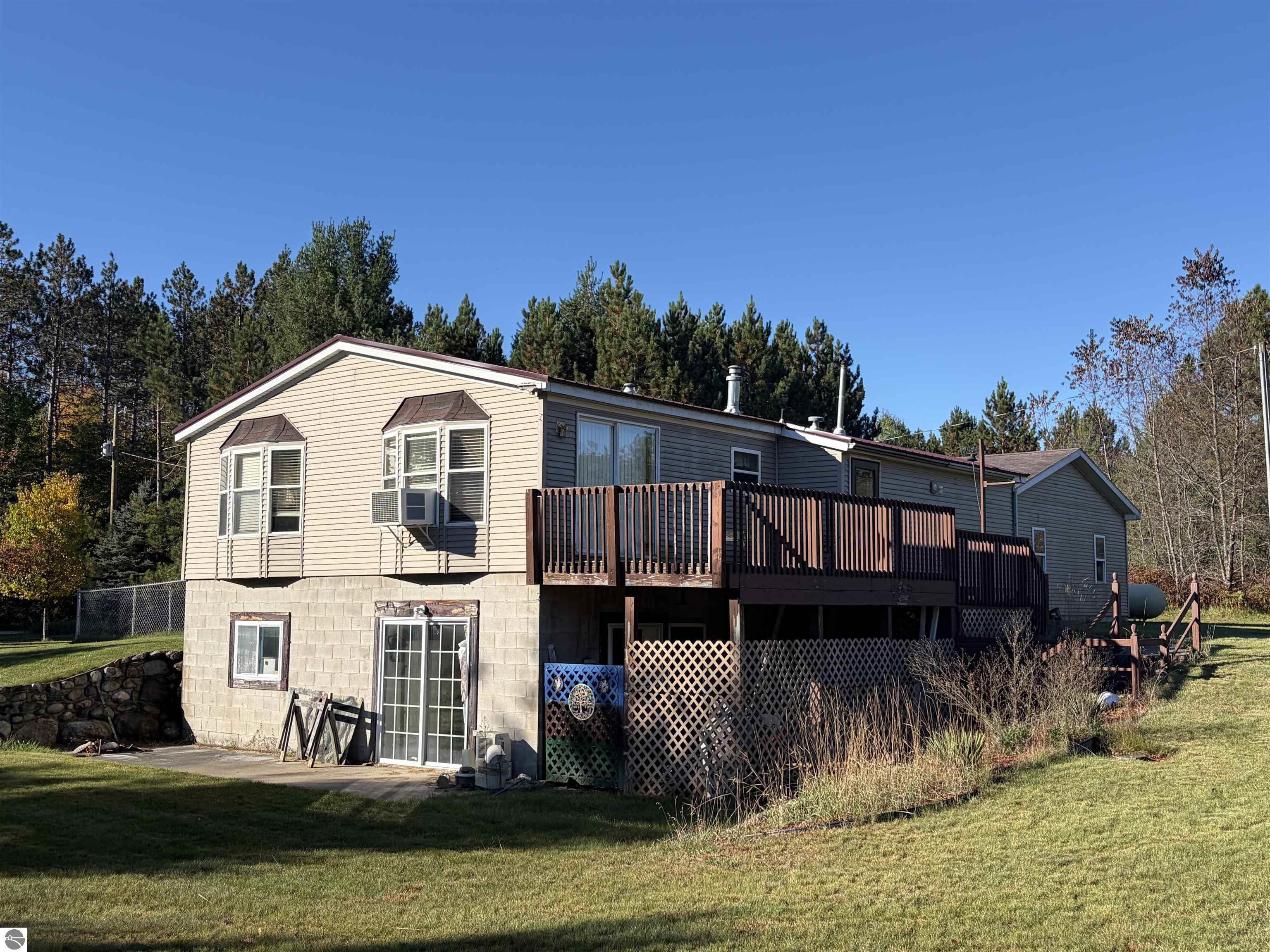 Cool Rd Se, Kalkaska, MI 49646