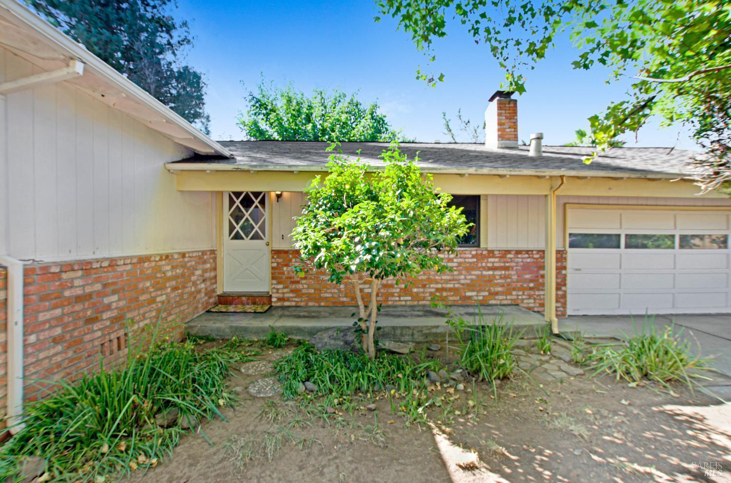 Lake St, Sonoma, CA 95476
