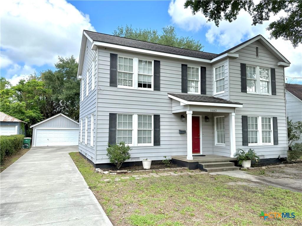 N Bridge St, Victoria, TX 77901