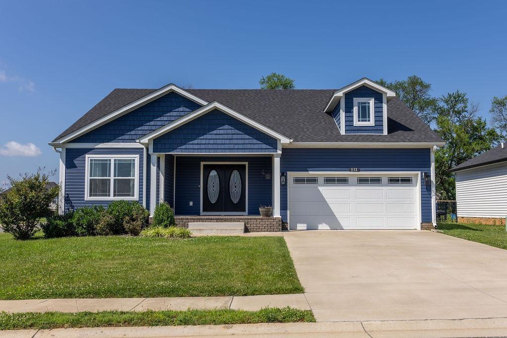 White Dogwood Dr, Bowling Green, KY 42101