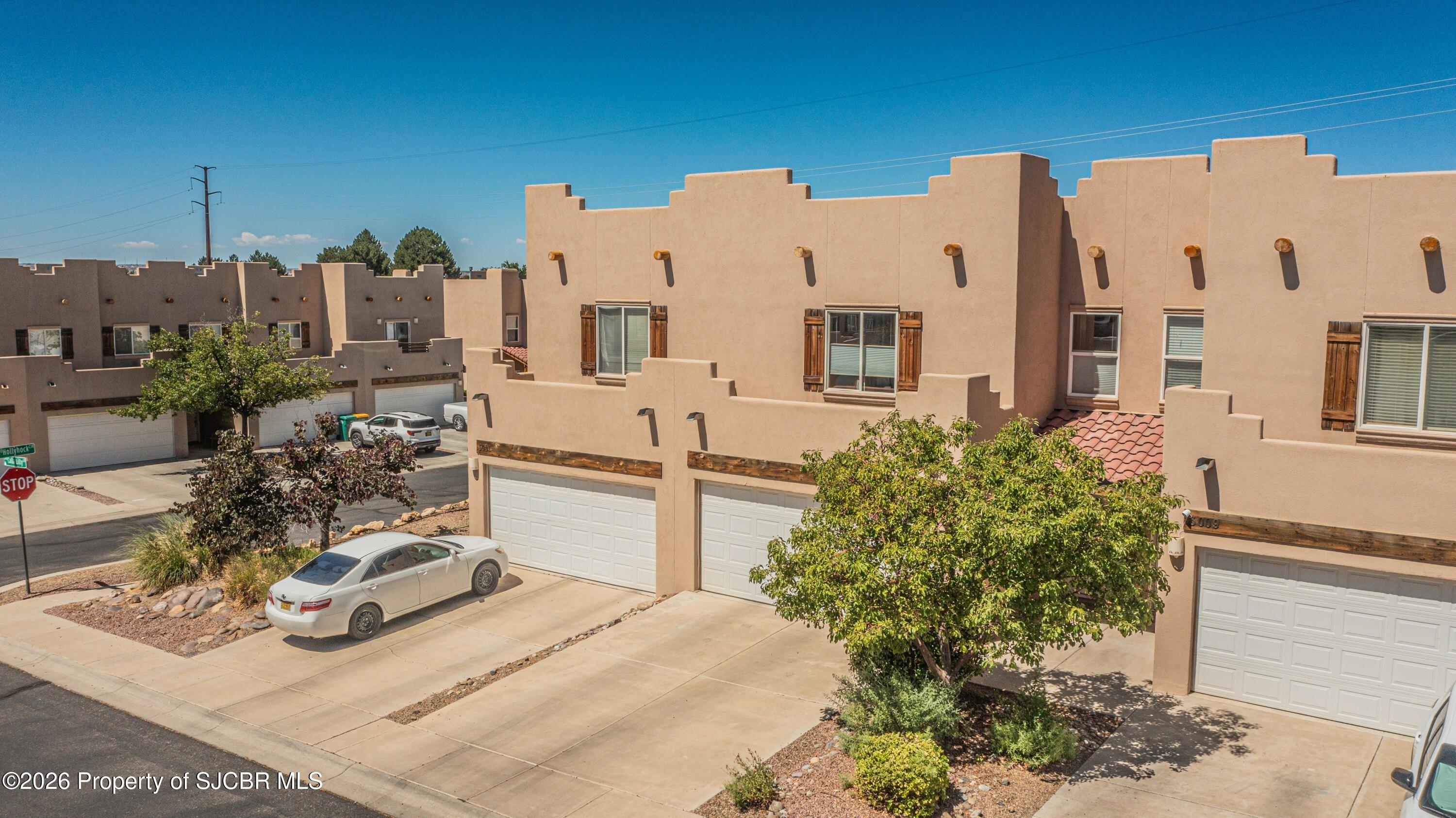 Calla Lilly, Farmington, NM 87401