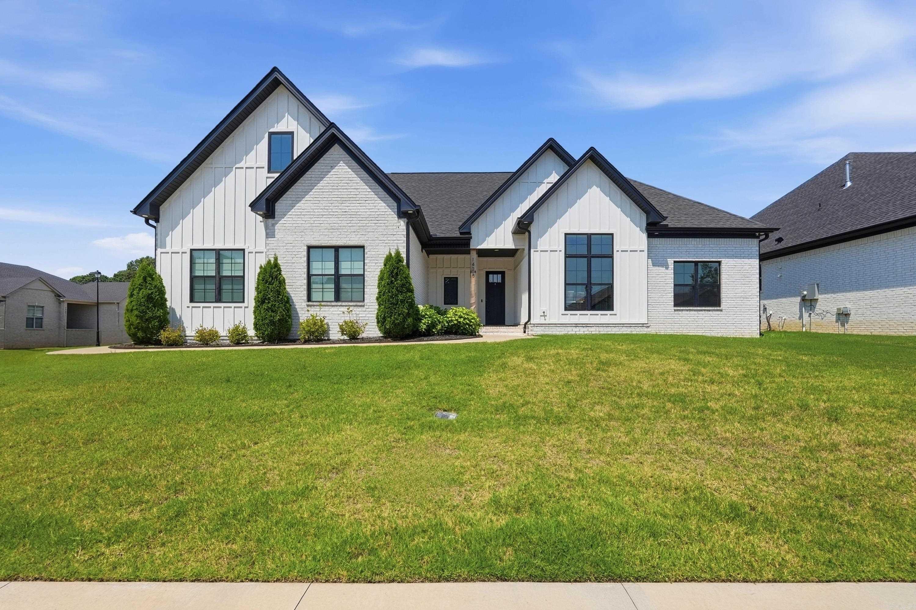 Ronnie Weaver Dr, Conway, AR 72034