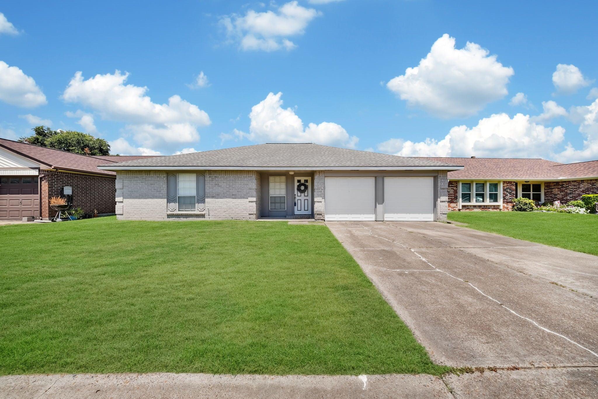 Rustic Rock Rd, La Porte, TX 77571
