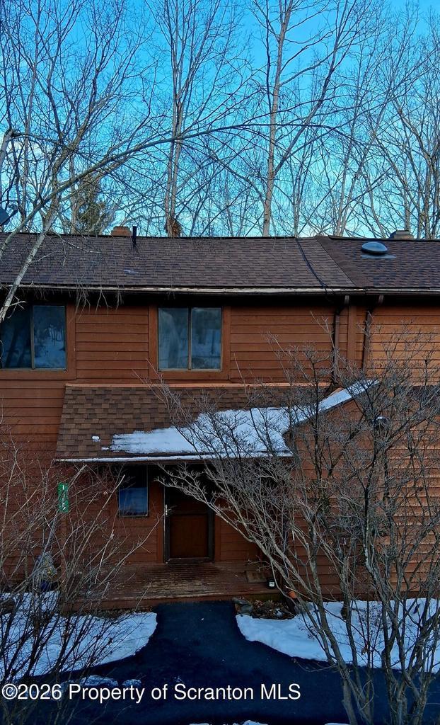 Meadow View Ct, Bushkill, PA 18324