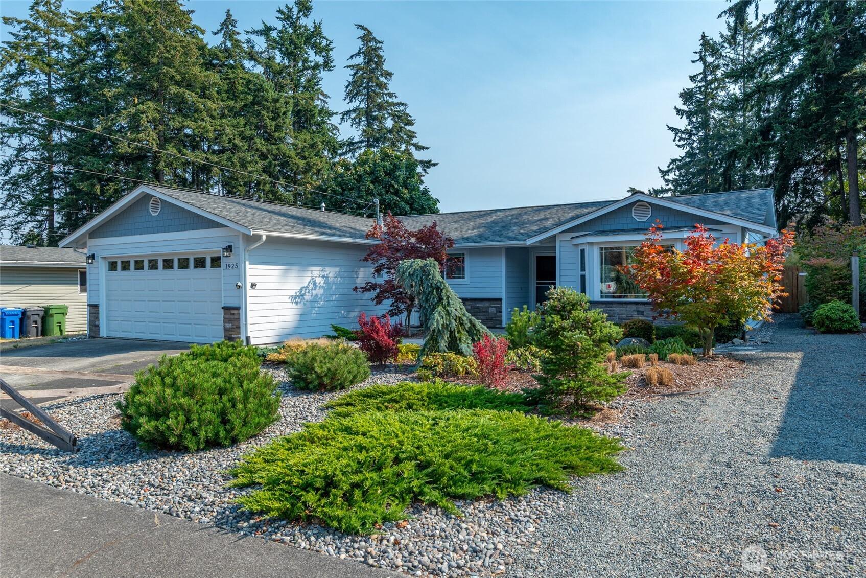 Ne 8th Ave, Oak Harbor, WA 98277