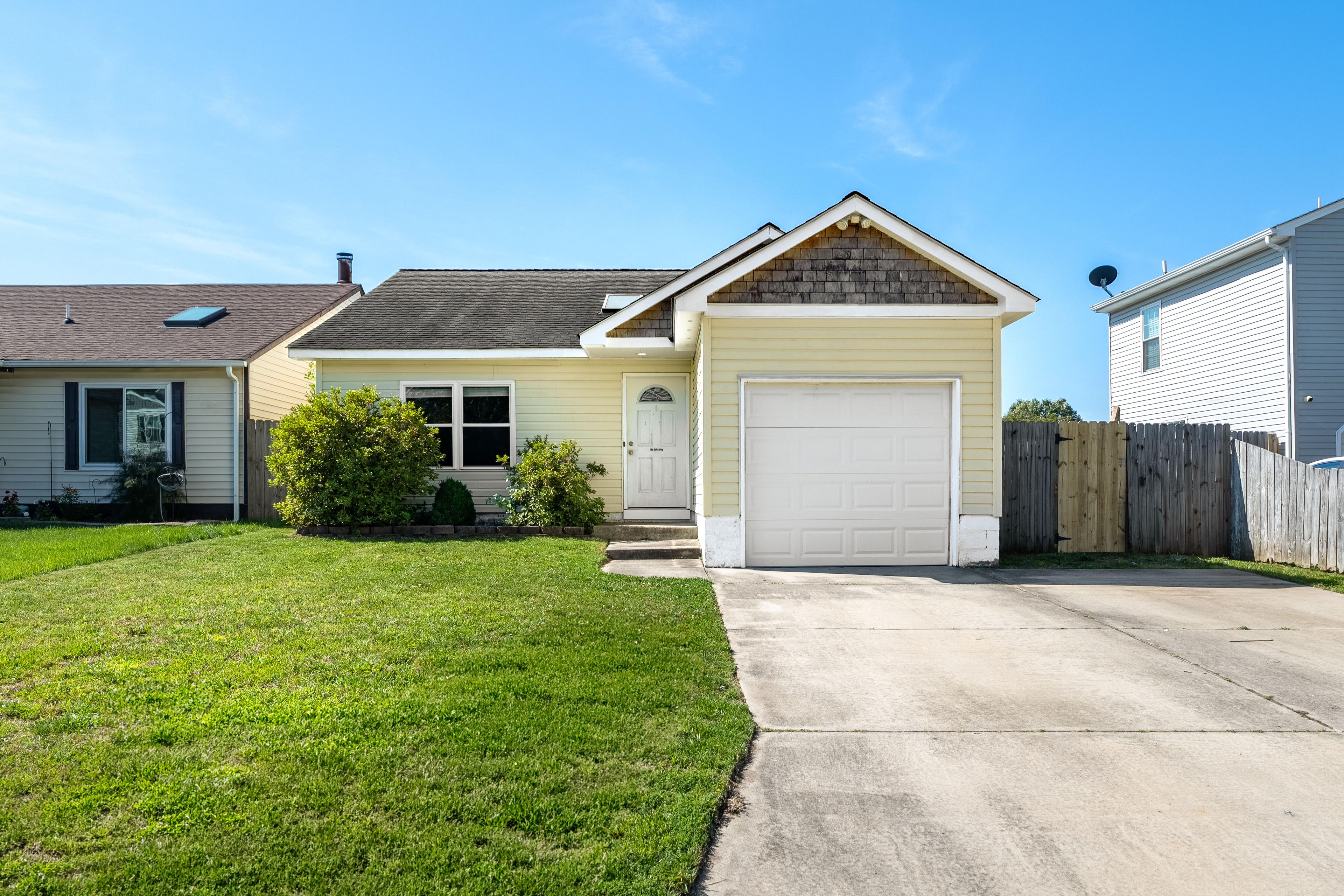 Rugby Rd, Virginia Beach, VA 23464