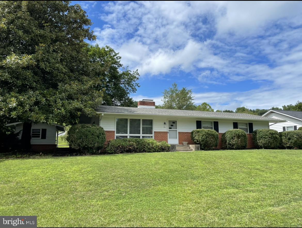 Fox Dr, Winchester, VA 22601