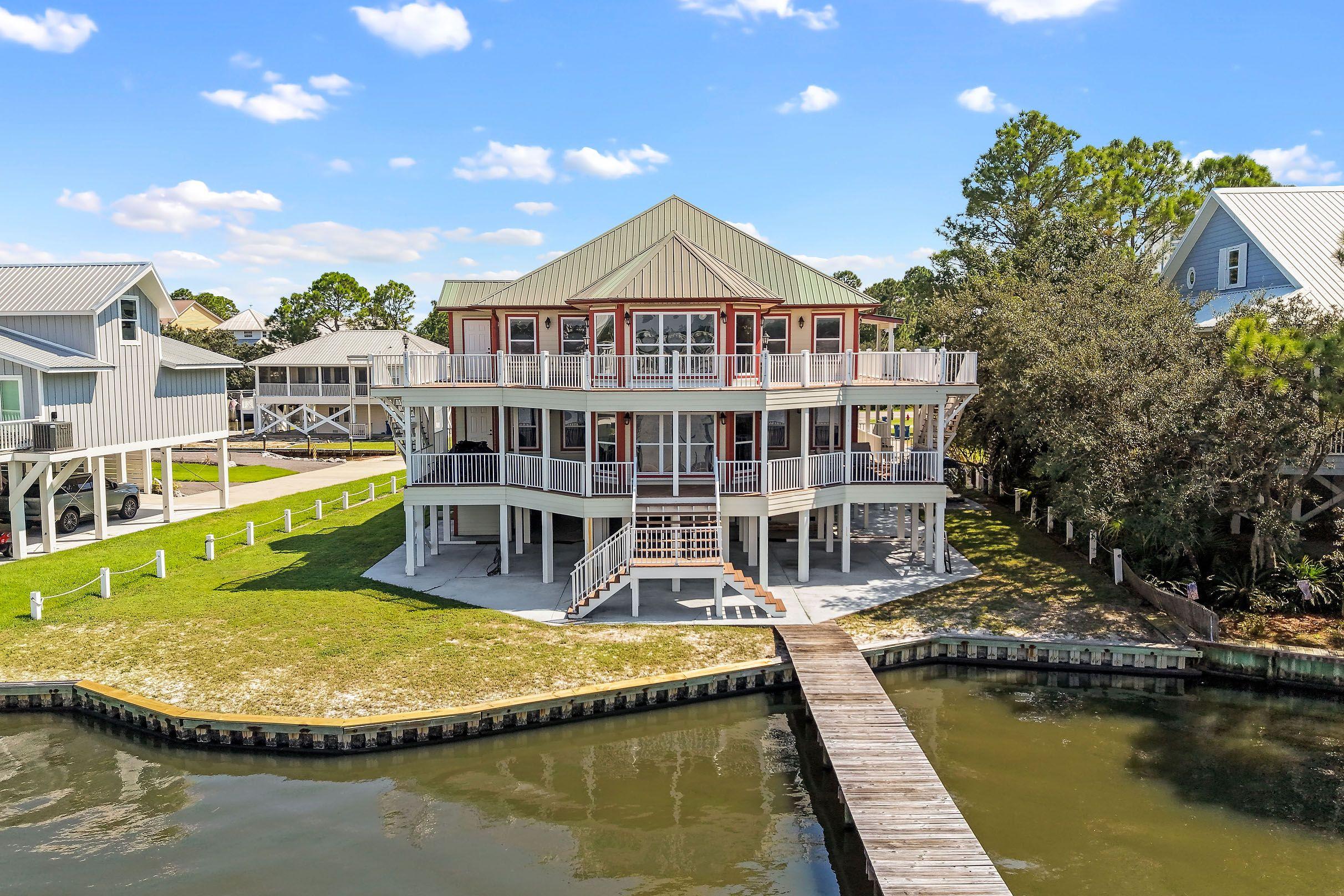 Minnow Ln, Gulf Shores, AL 36542