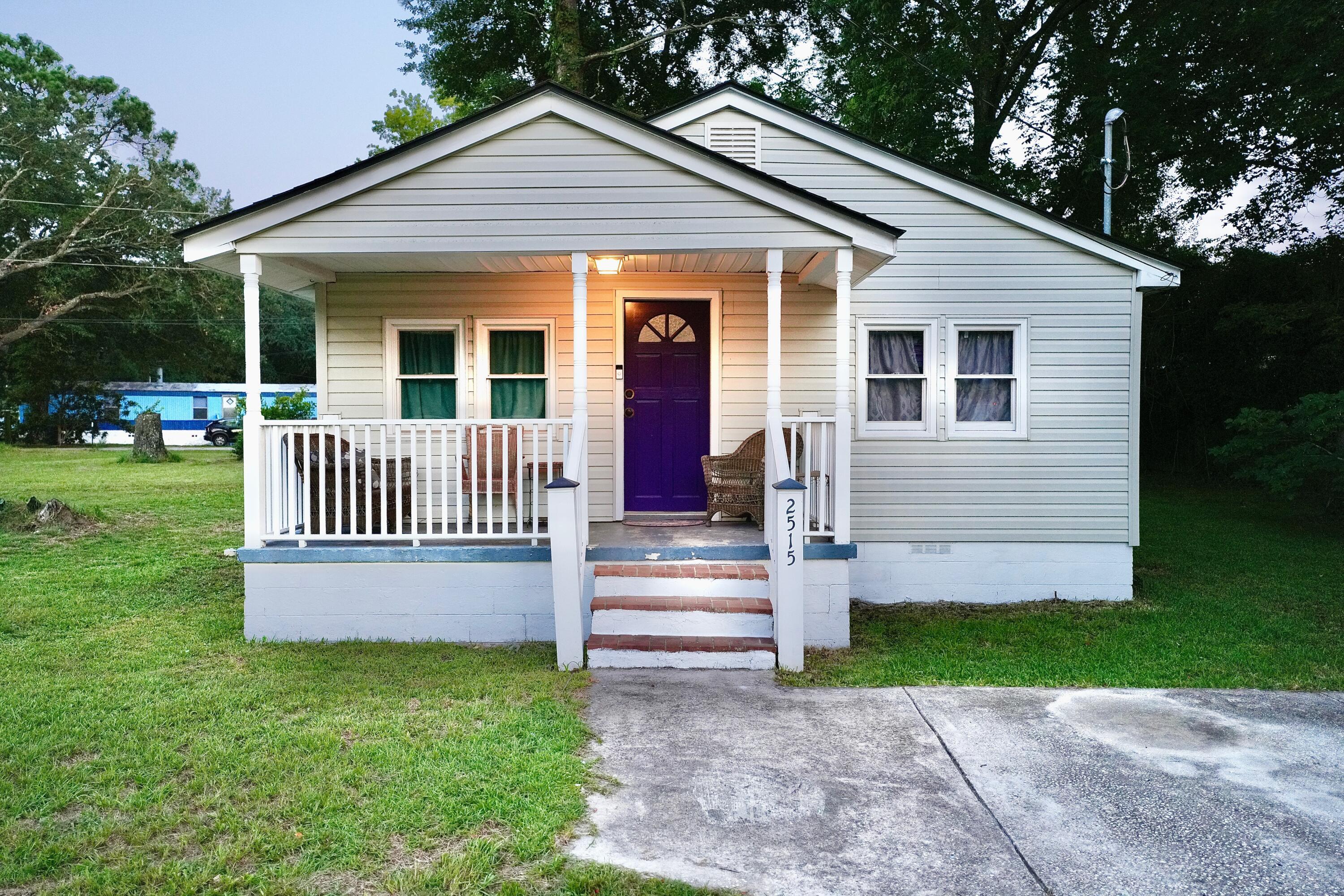 Jonah St, North Charleston, SC 29406