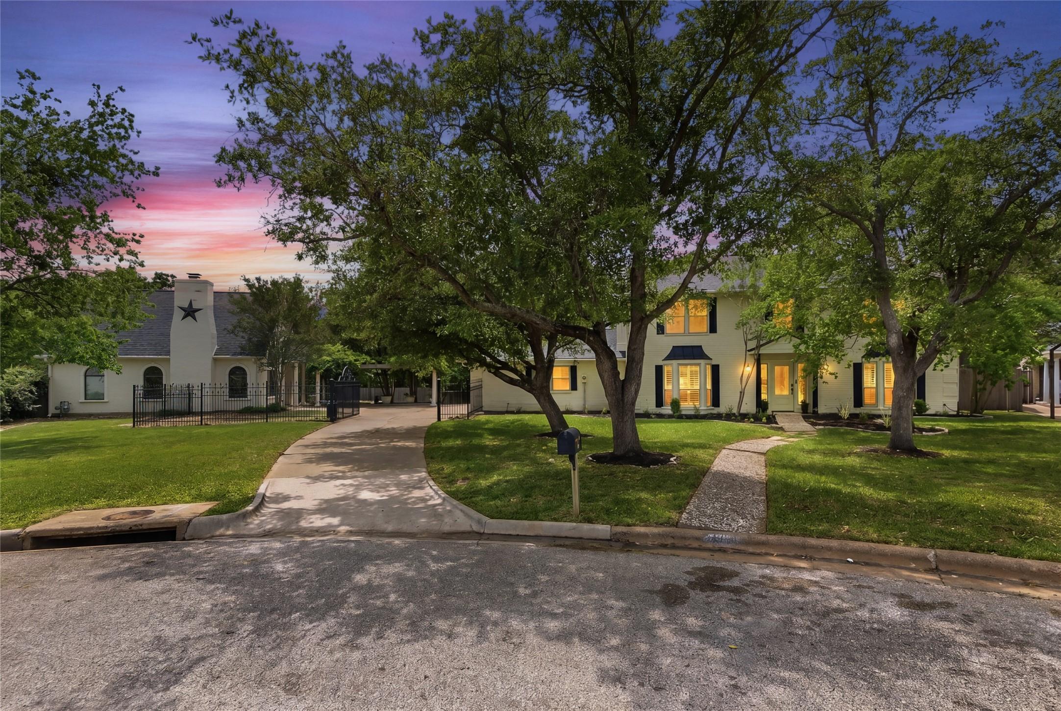 Briar Grove Cir, Bryan, TX 77802