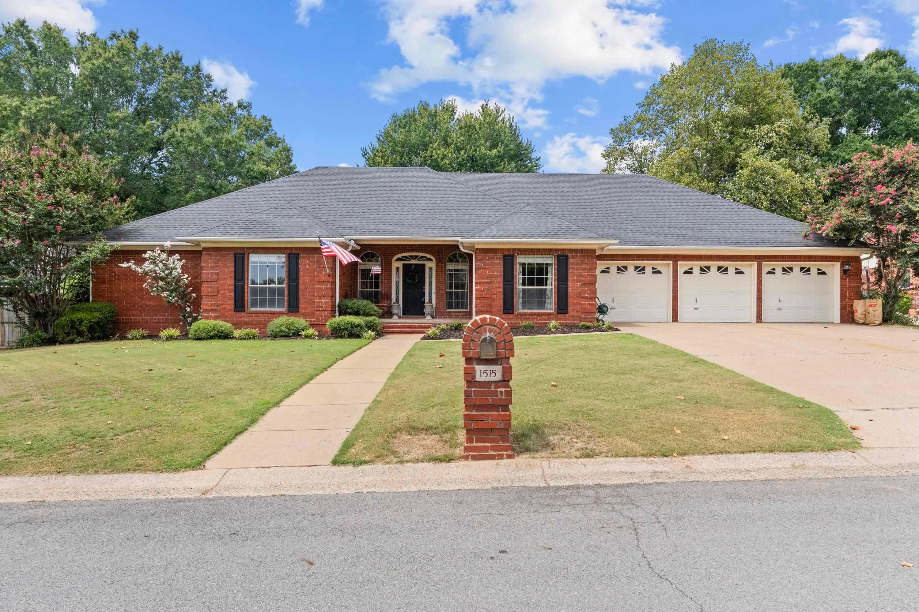 John Ed Cir, Conway, AR 72034