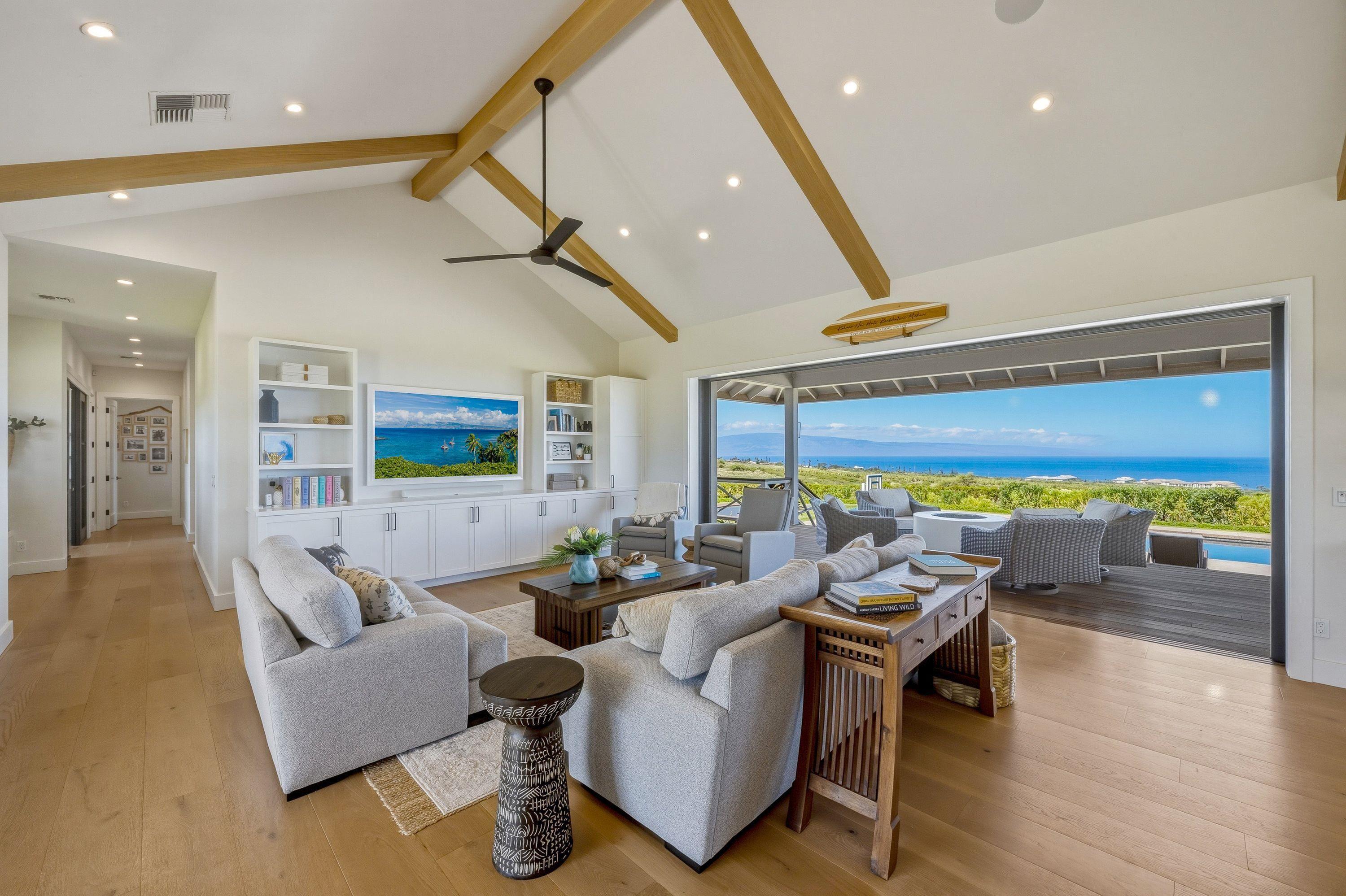 Aina Mahiai Pl, Lahaina, HI 96761
