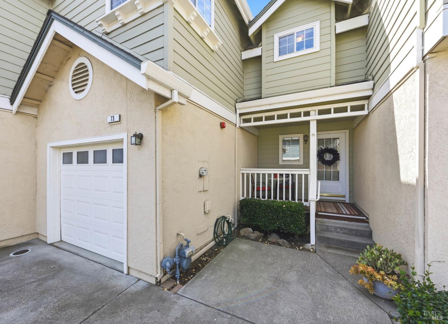 Manchester Dr, Fairfield, CA 94533