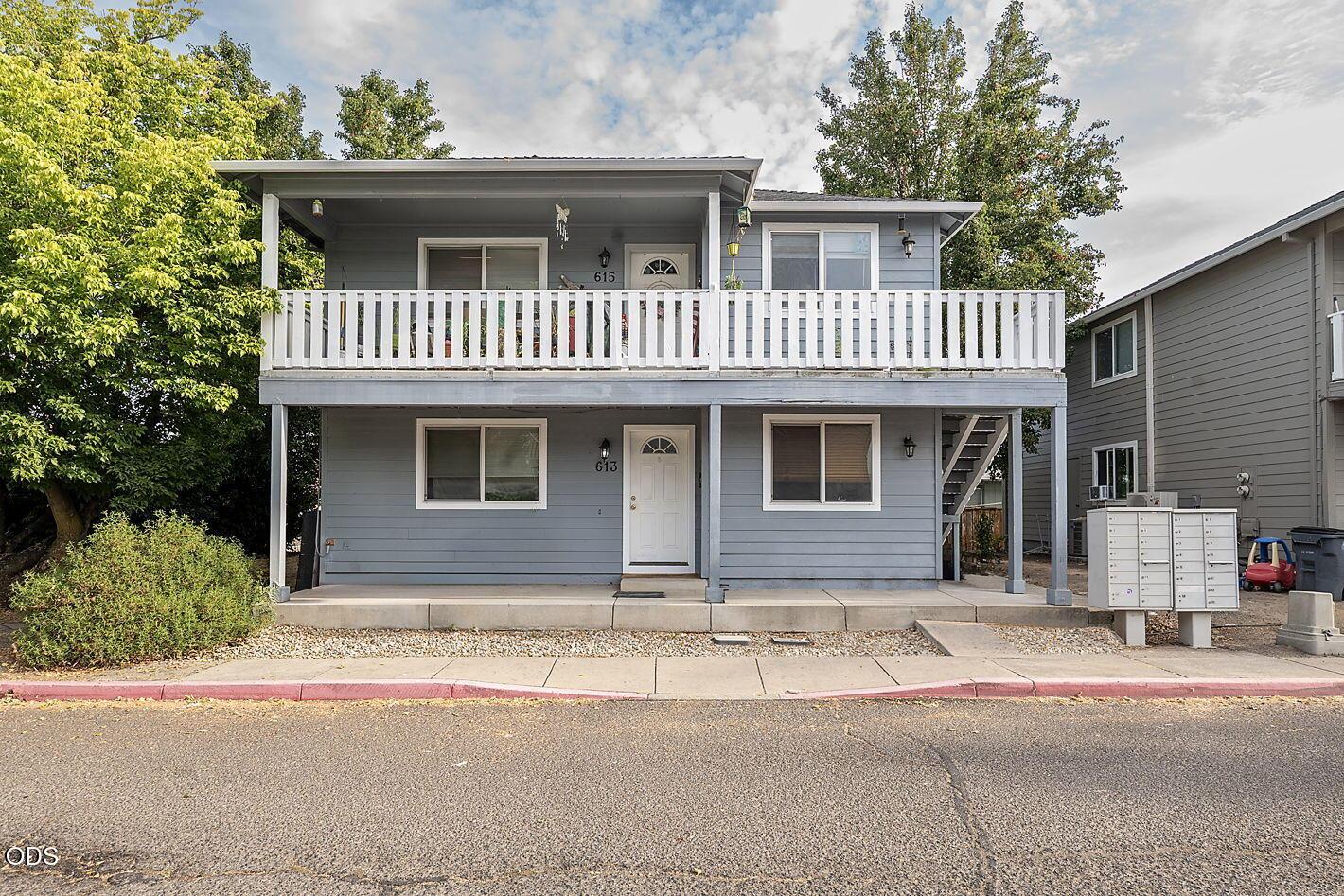 Valley Heart Ln, Central Point, OR 97502