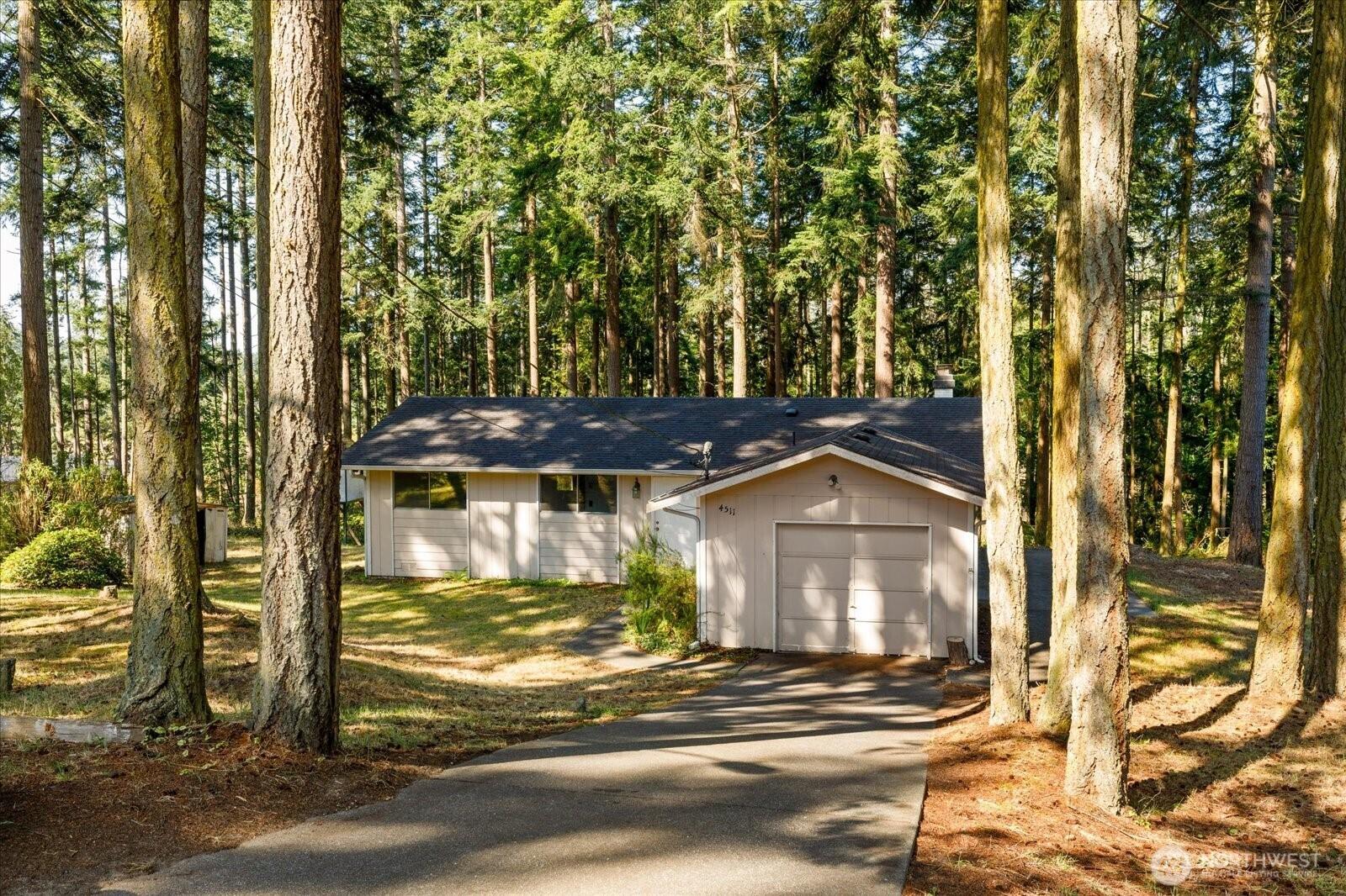 Woodland Cir, Oak Harbor, WA 98277