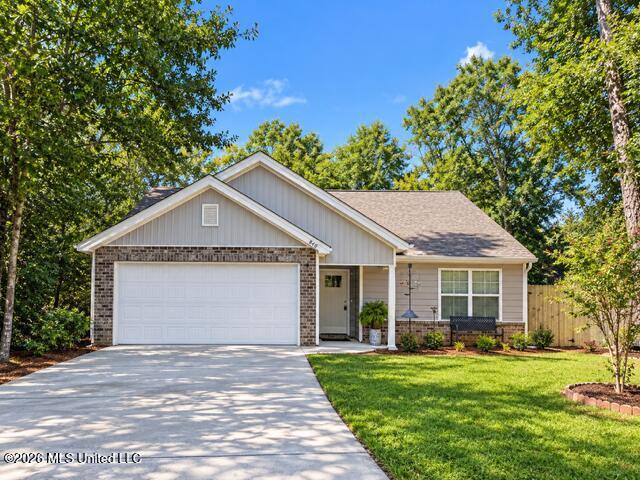 Kini Ct, Diamondhead, MS 39525