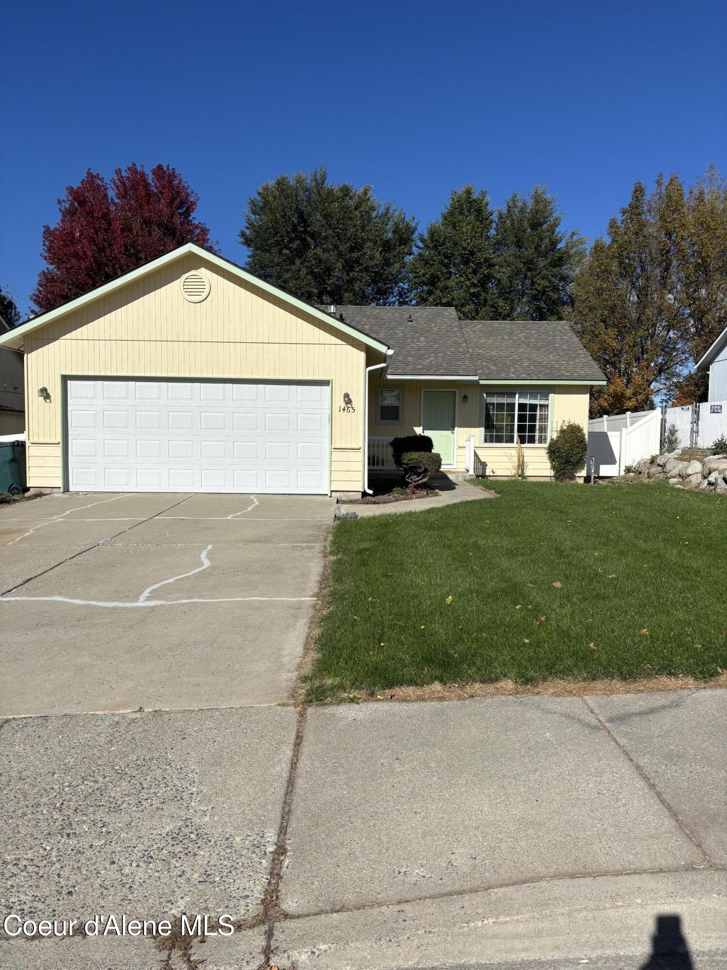 E Stockman Ave, Post Falls, ID 83854
