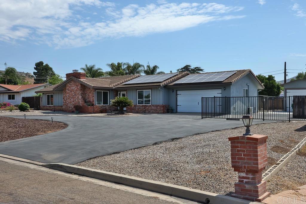 Terra Ln, El Cajon, CA 92019