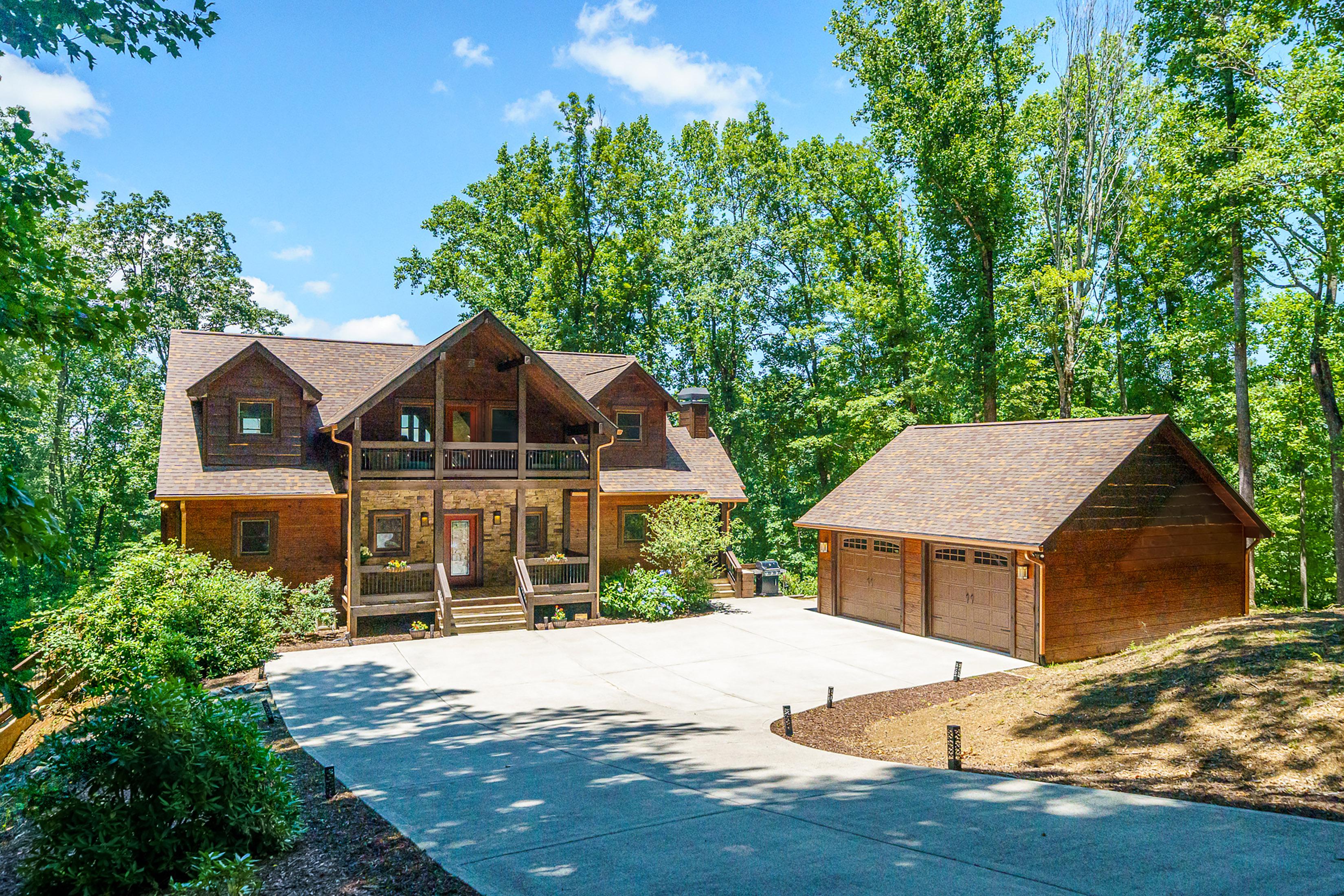 Mountainside Pkwy, Ellijay, GA 30536