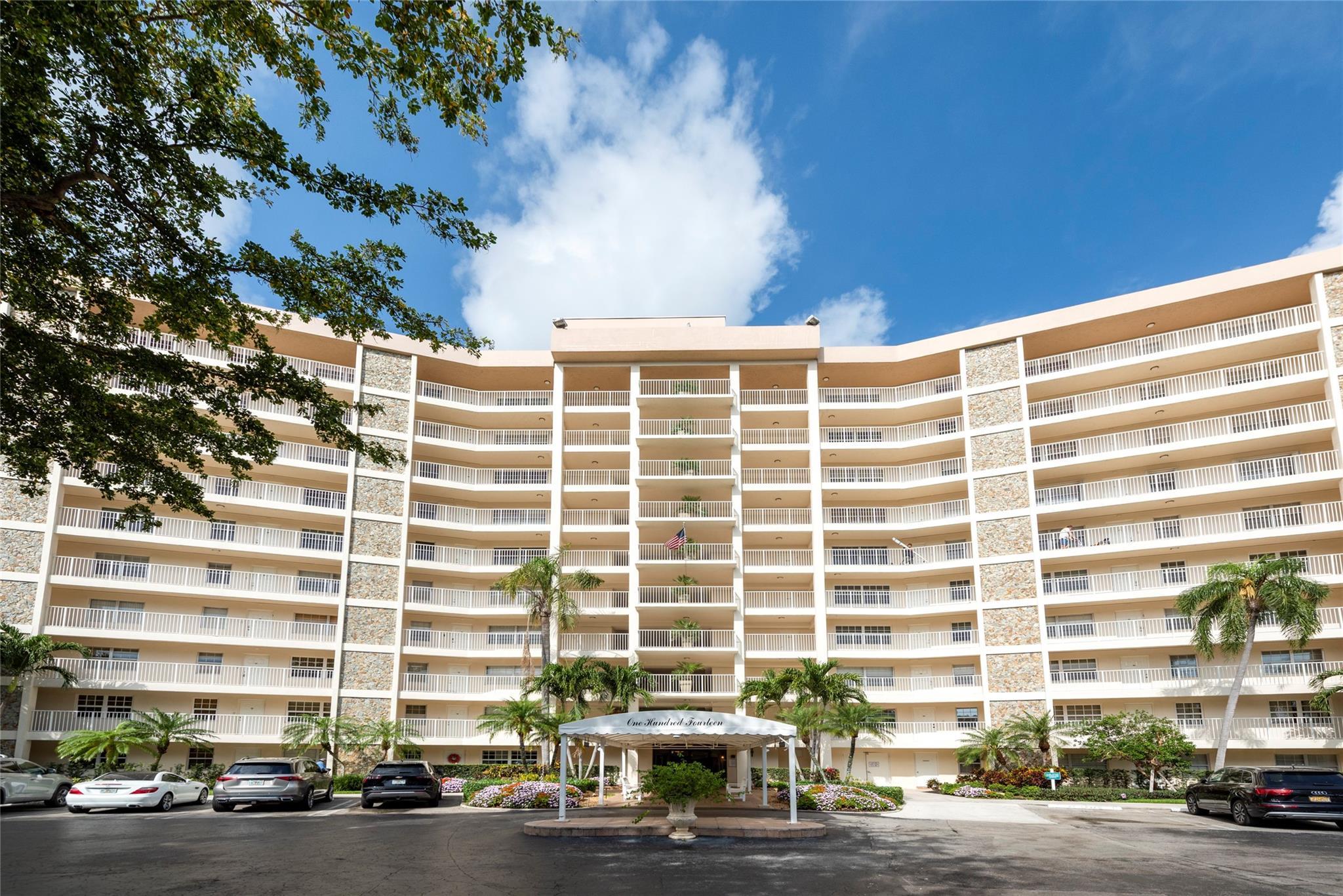 Oaks Way, Pompano Beach, FL 33069