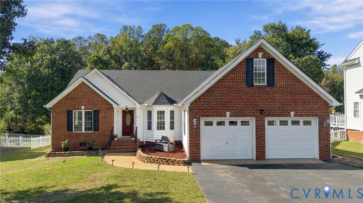 Castle Grove Dr, Mechanicsville, VA 23111