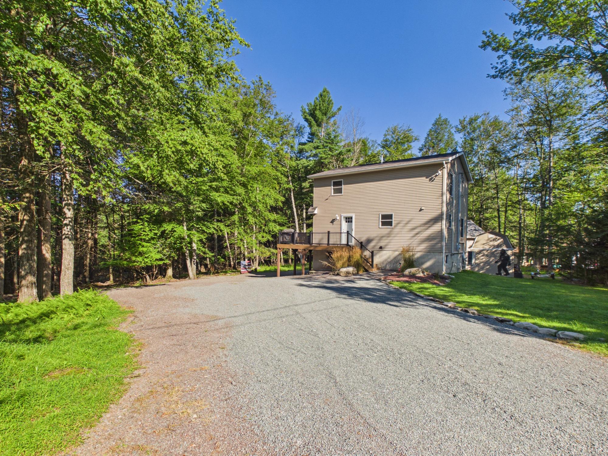 Ct, Lake Ariel, PA 18436