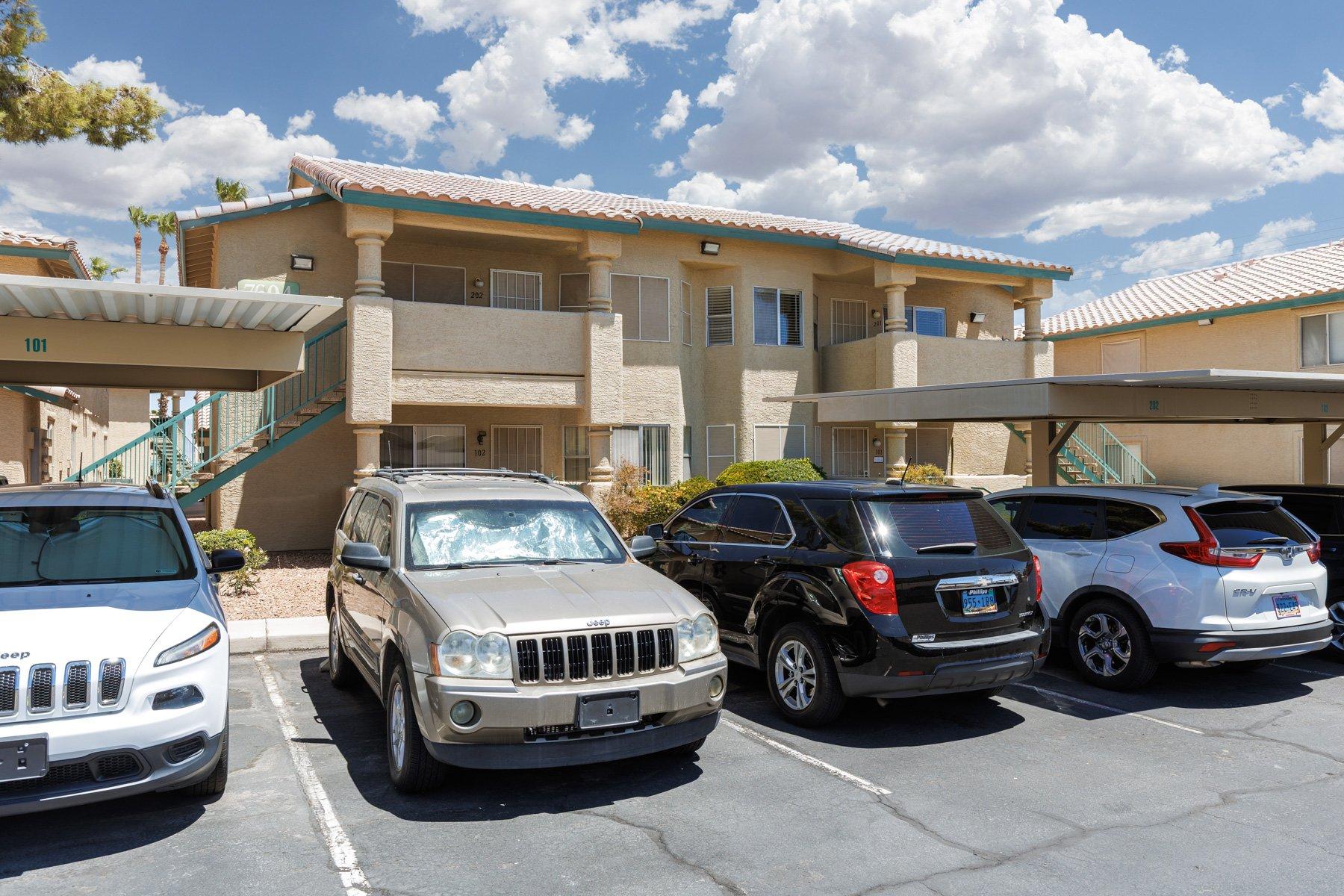 Cromberg Ave, Las Vegas, NV 89145