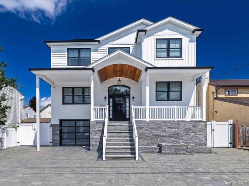 Anchor Pl, Oceanside, NY 11572