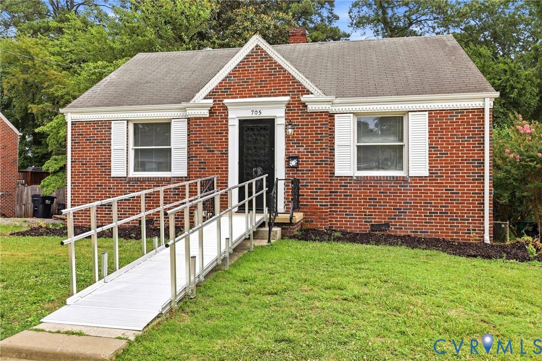 Elko Ave, Colonial Heights, VA 23834
