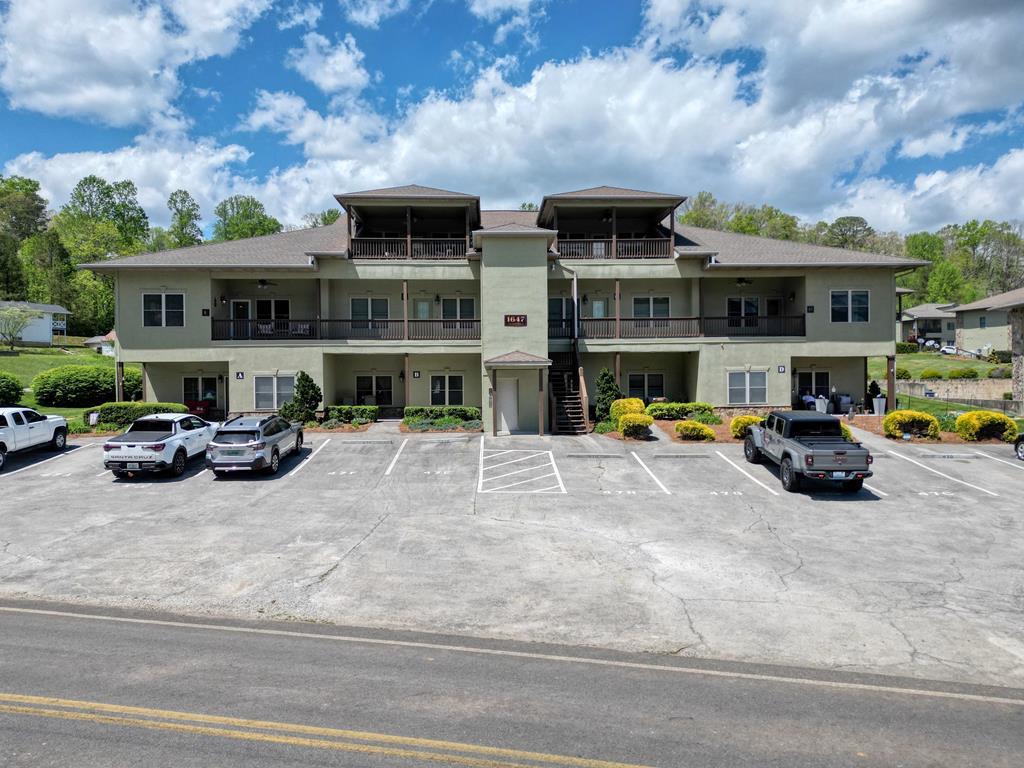 Lakeview Dr, Young Harris, GA 30582