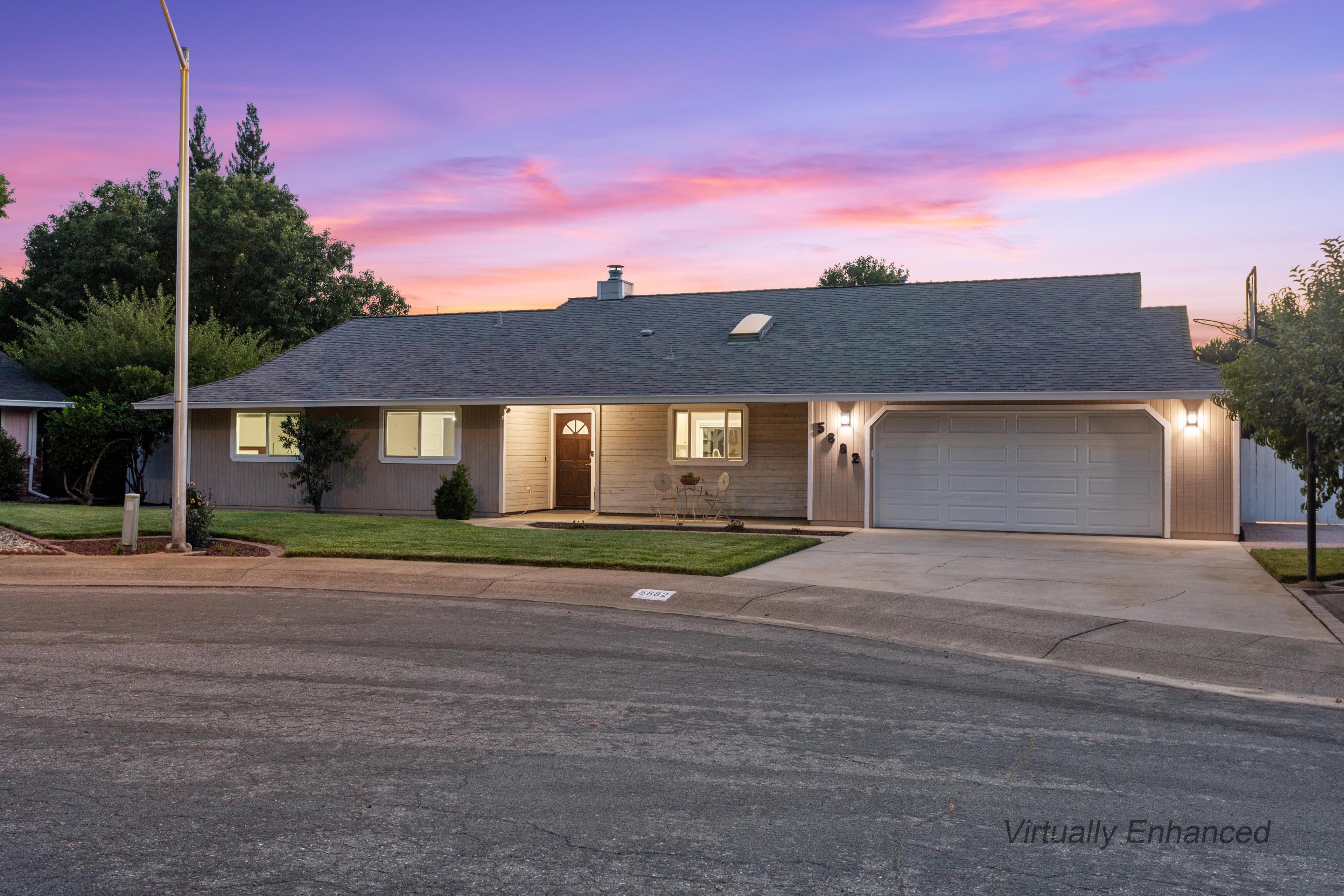Farm House Ln, Redding, CA 96001
