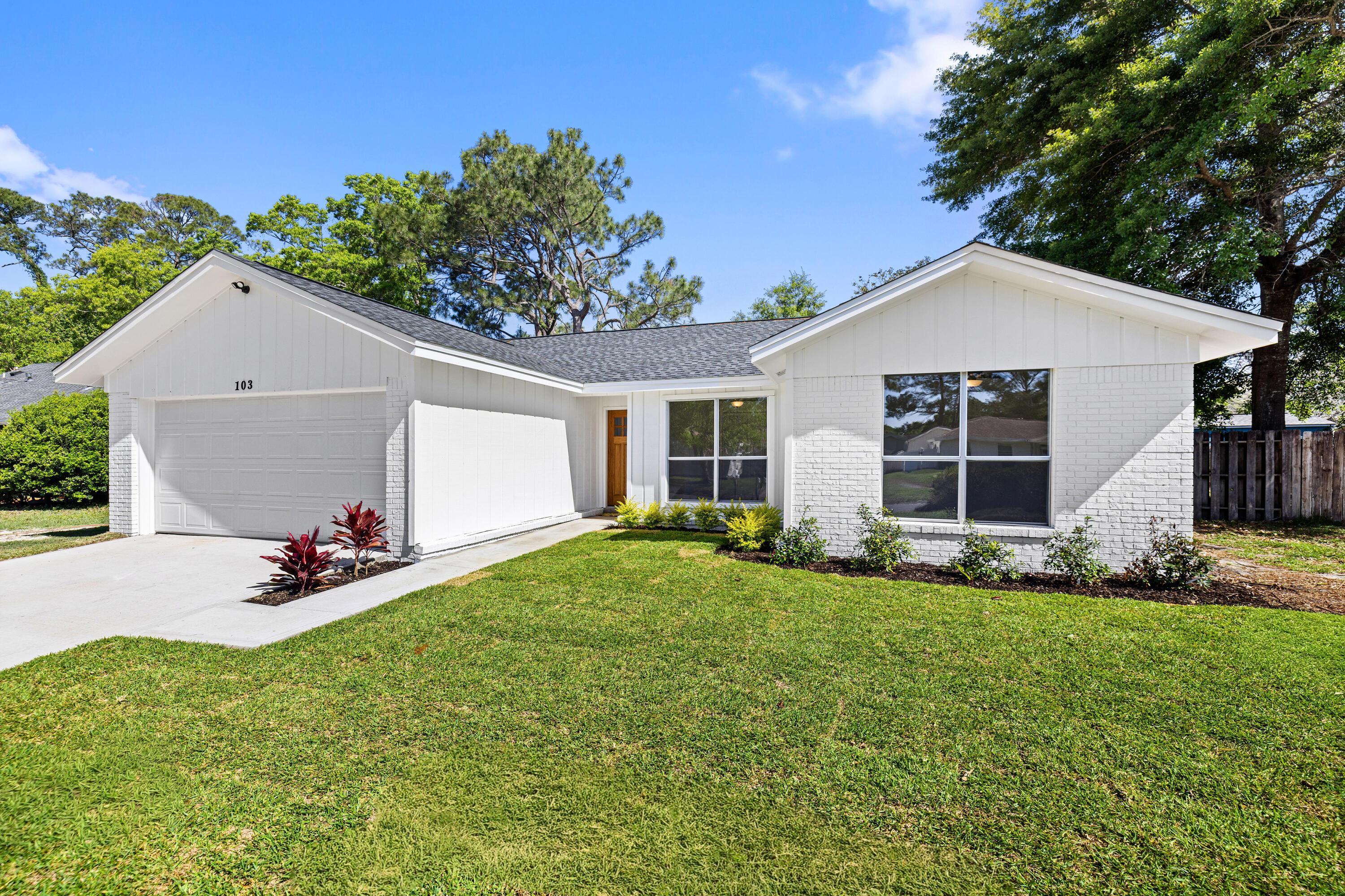 Perdido Cir, Niceville, FL 32578