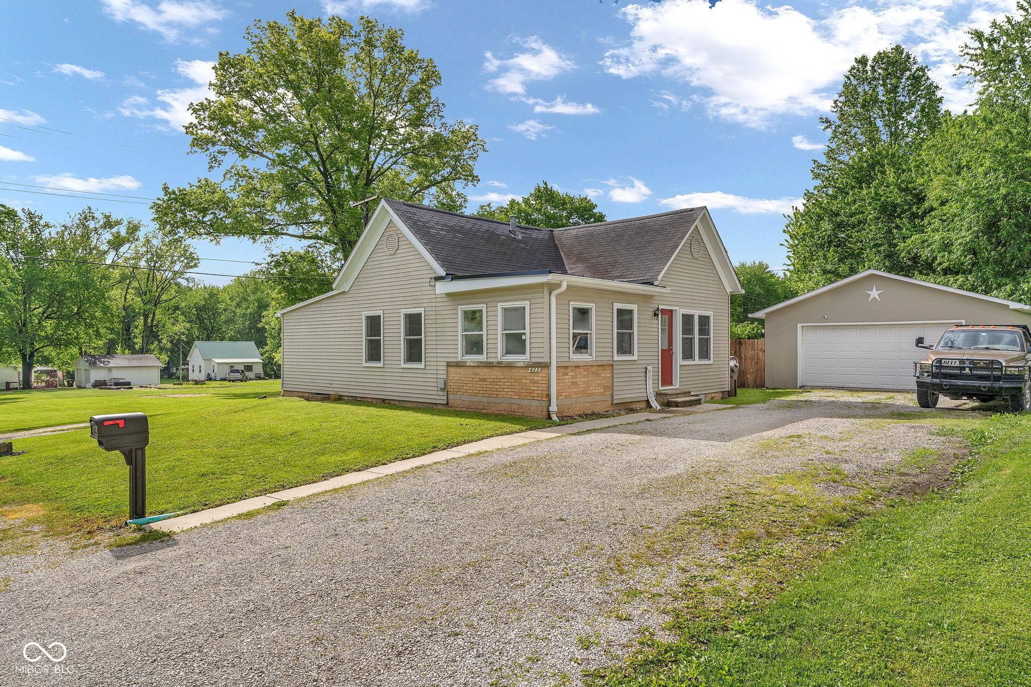 W Center St, Brazil, IN 47834