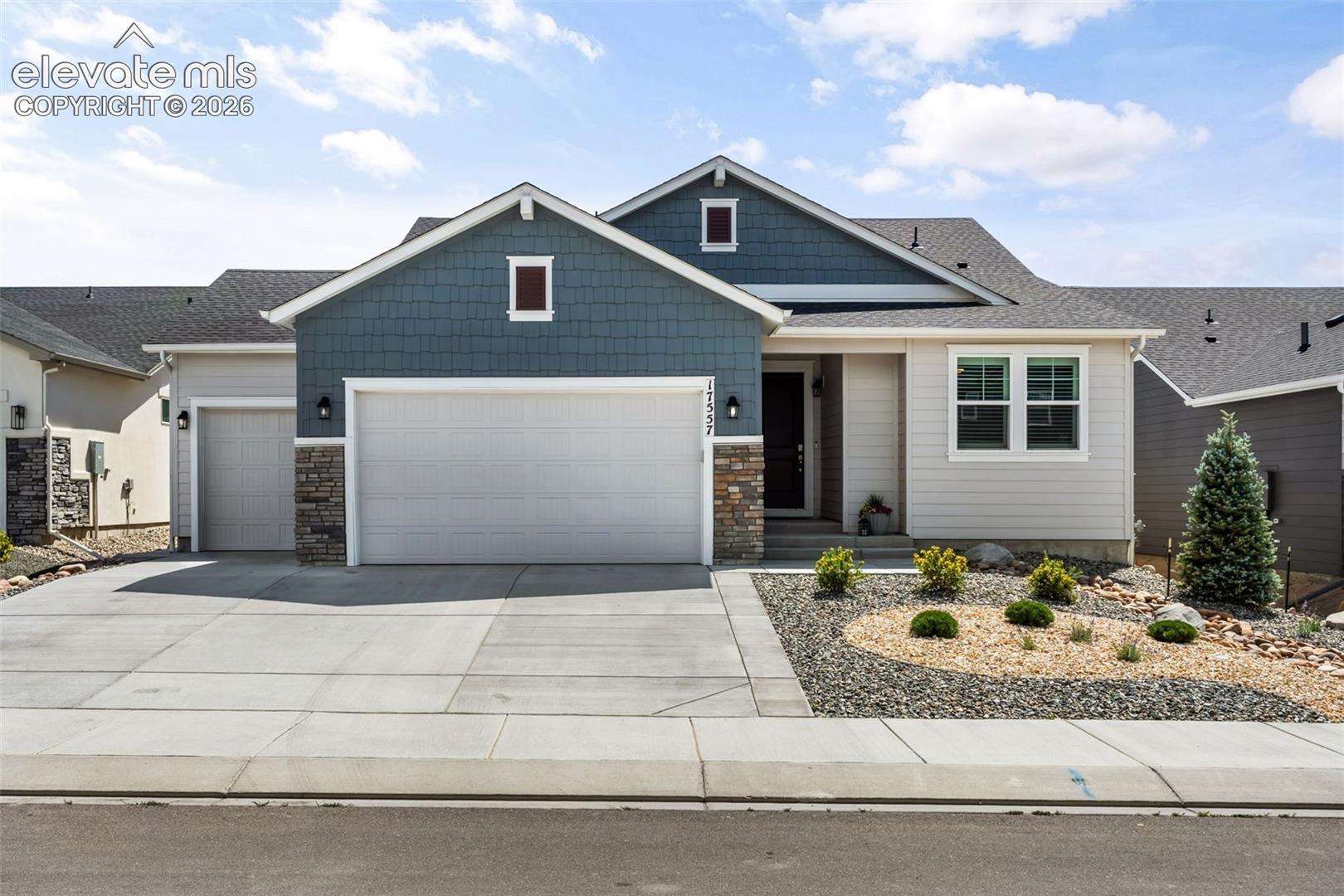 Cerberus Ct, Monument, CO 80132