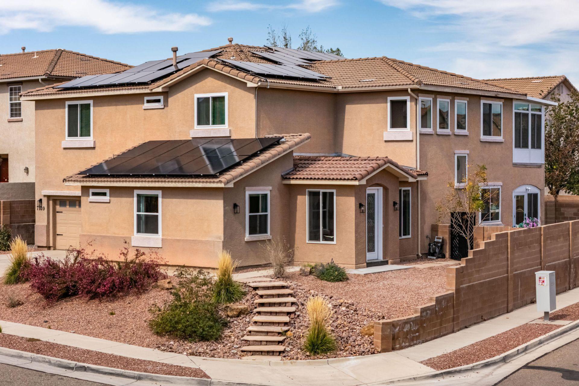 Las Nutrias Nw, Albuquerque, NM 87114