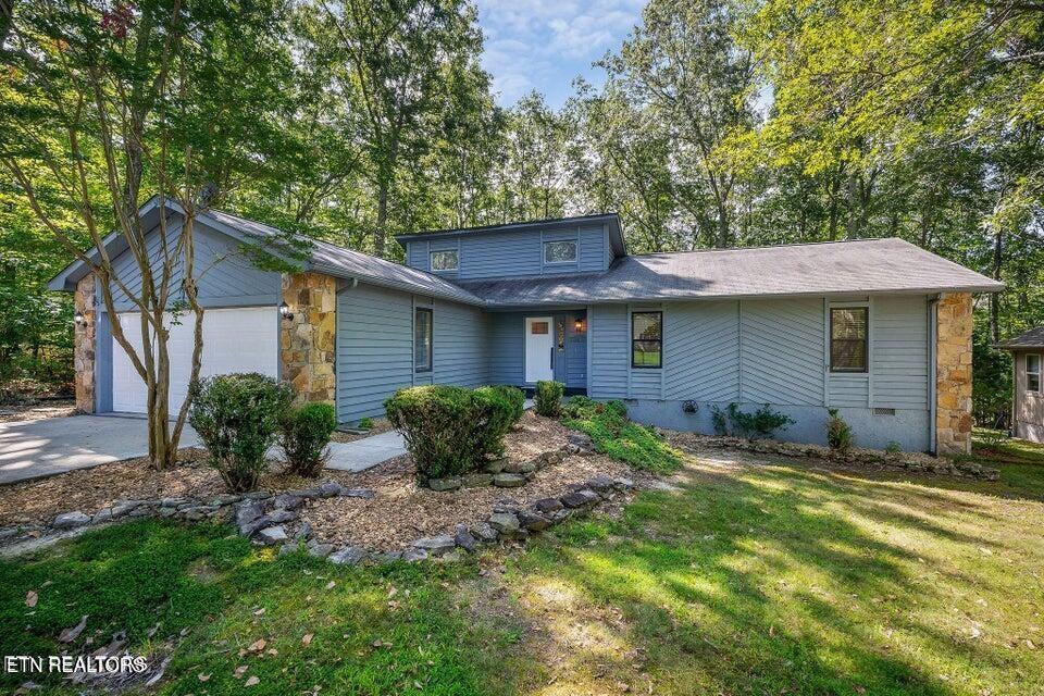 Lakeview Dr, Crossville, TN 38558
