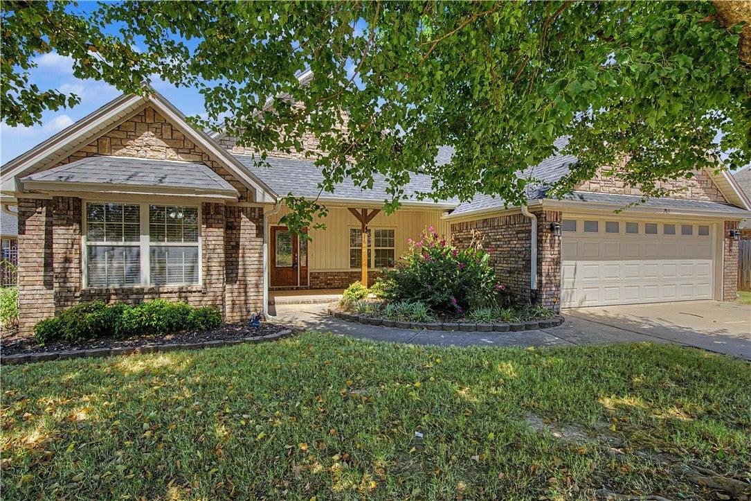 Windsor Dr, Rogers, AR 72756