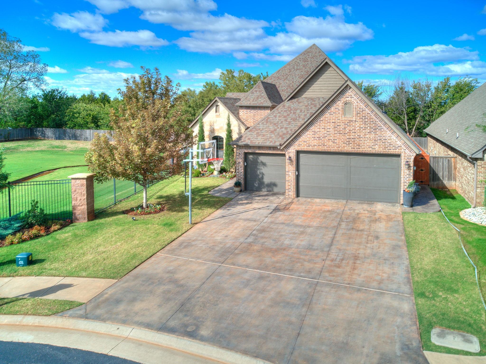 Semillon Way, Edmond, OK 73012