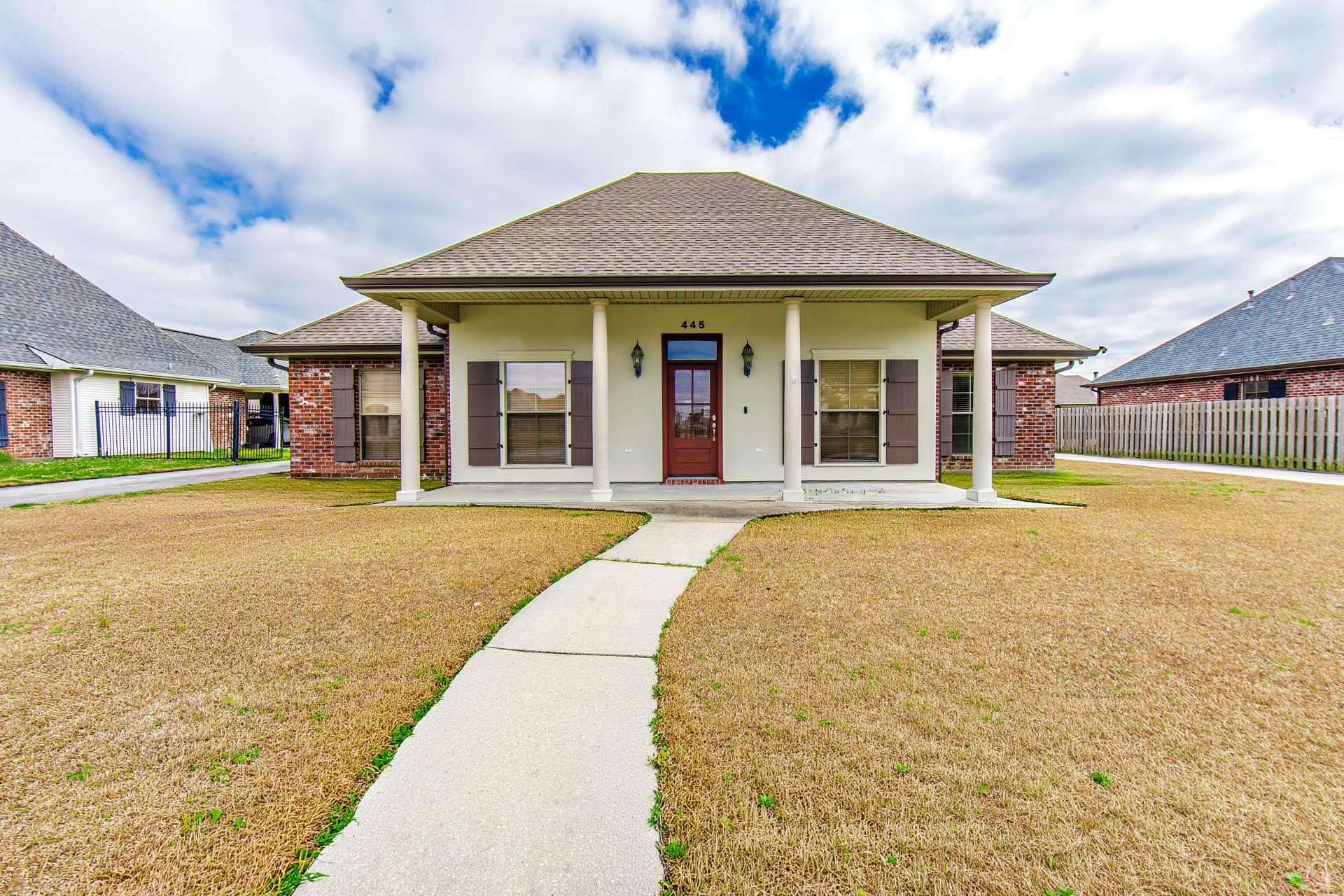 Sugar Highland Blvd, Houma, LA 70360