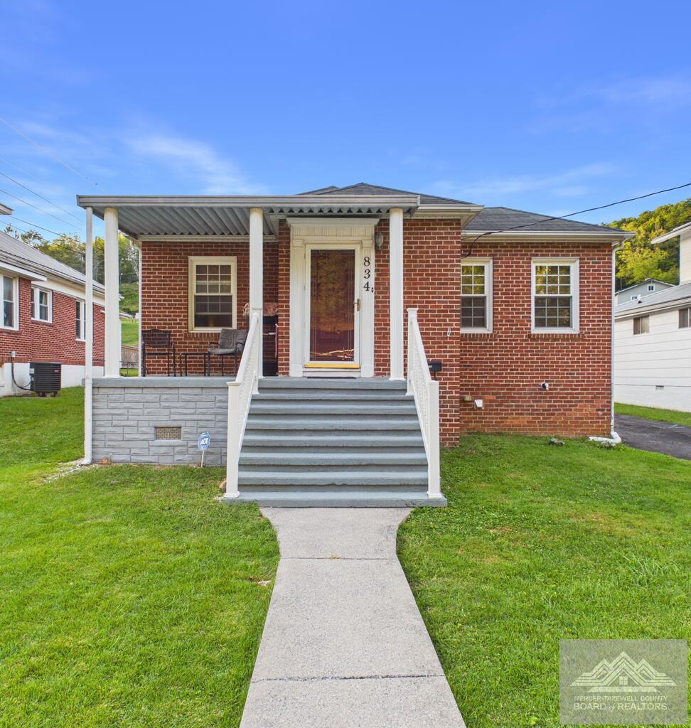 Frederick St, Bluefield, WV 24701